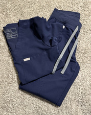 FIGS Technical Collection Women s Scrub Set XXS Navy Solid Top Jogger Pants