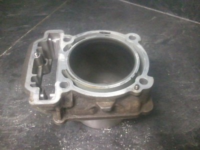 03-10 Can Am Cylinder Assembly # 420613586 Outlander 400 XT STD MAX 800