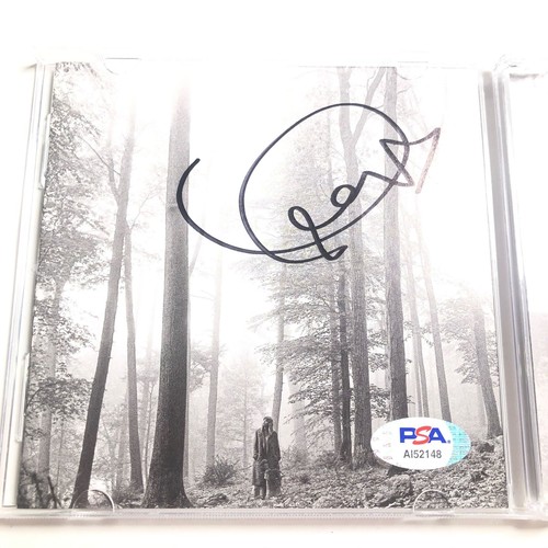 Taylor Swift Signed CD Cover PSA/DNA Folklore Autographed - Picture 2 of 3