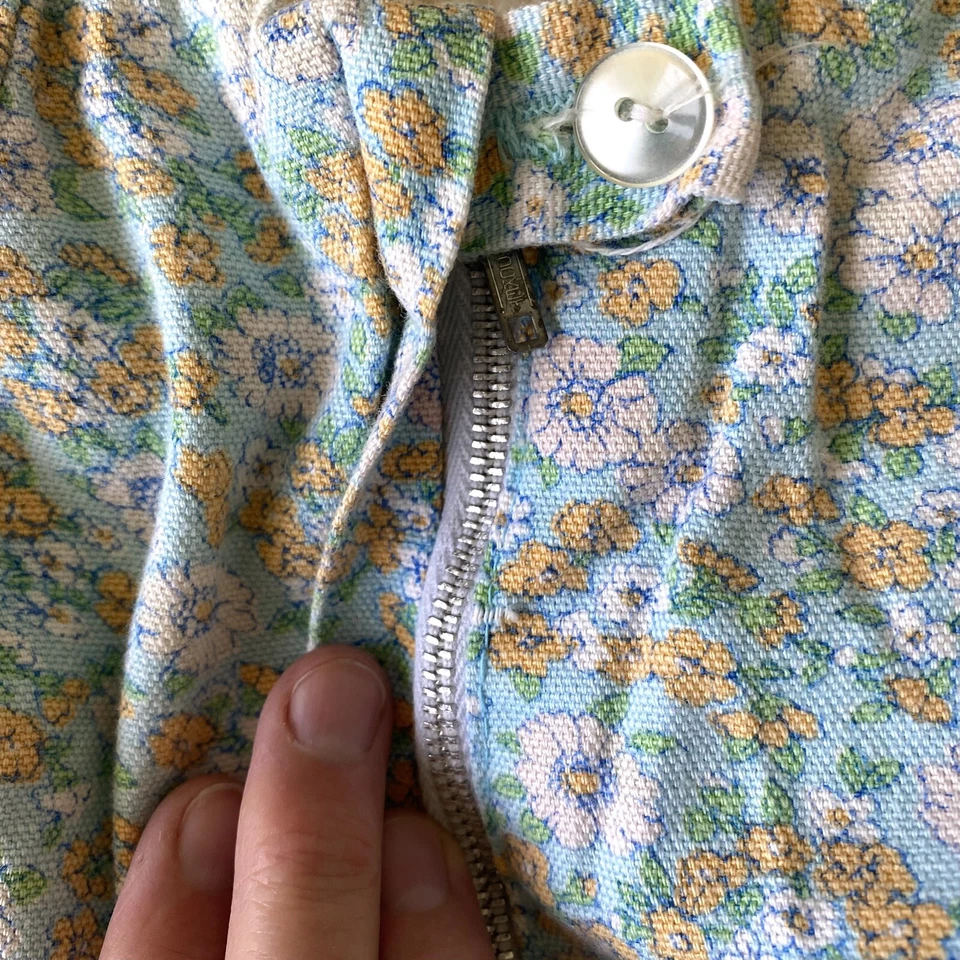 DE COLECCIÓN AÑOS 40 50 MUJER TIRO ALTO FLORAL MARGARITA PANTALONES CORTOS COTTAGE CORE 23" CINTURA Foto 3 de 4