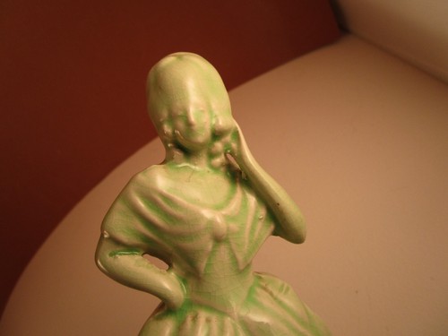 Vintage 5" Made in England Ceramic Green Lady in a Dress Figurine A - Picture 3 of 7