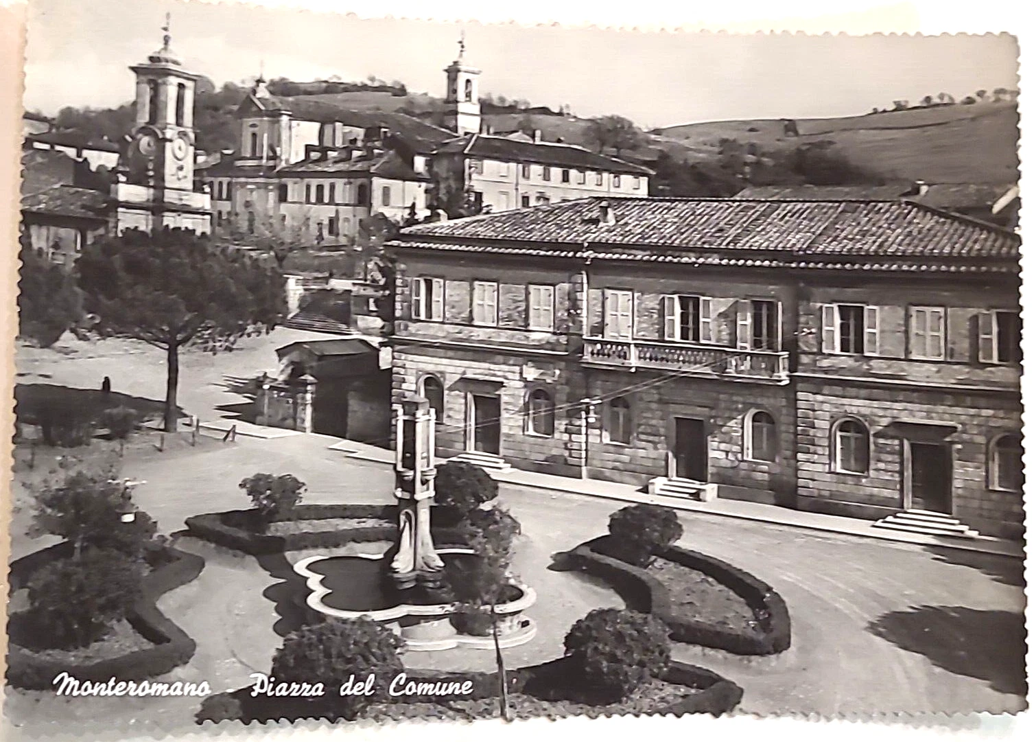 Foto 1 di 2