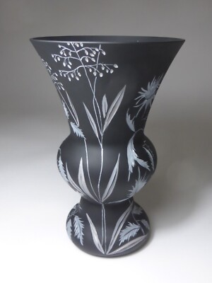 Vase Bayerwald Künstlervase ''E.S.'' 1999 Schliff Gräser Blumen bemalt 20 cm (95)