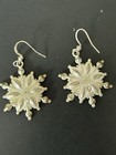 Vintage Costume Jewelry 2 Pair Earrings Rhinestone Snowflakes ￼ — photo 3