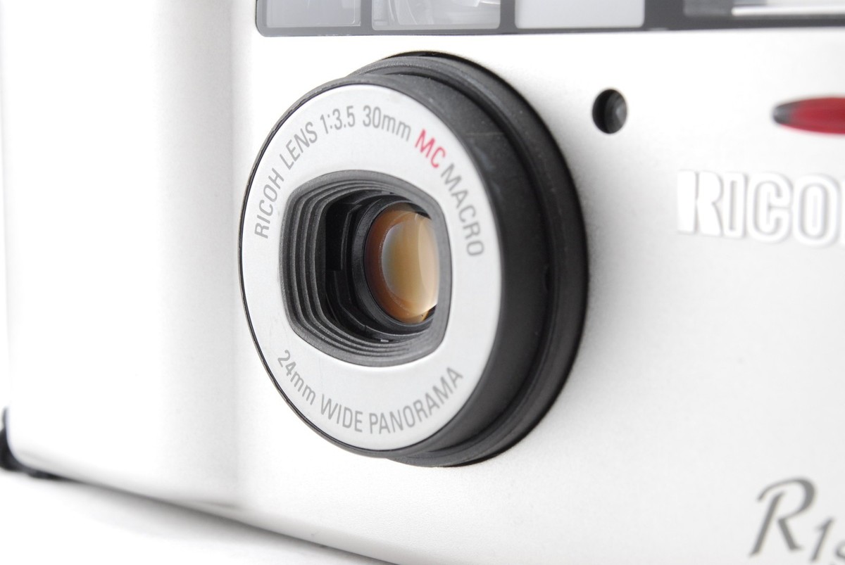 RICOH R1s シルバー s-l400.jpg