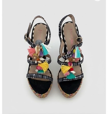 Bellas Sandalias Betsey Johnson Talla 7 Women's