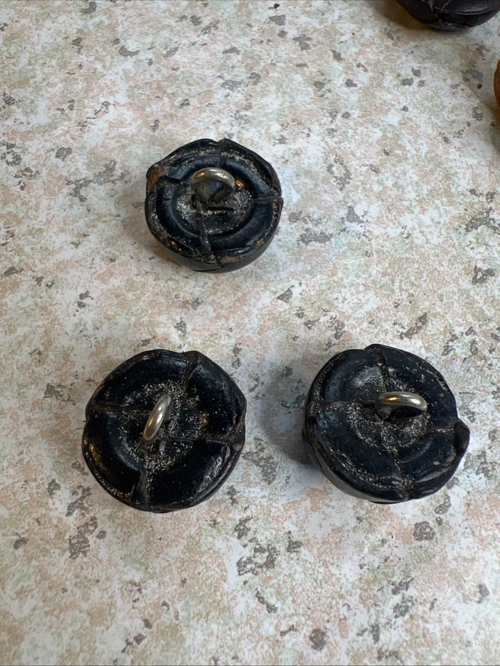 19 Antq Vntg Leather Wrapped Dome Buttons 3/4"-1 1/4" Leather Loop & Metal Shank - Image 4 of 4