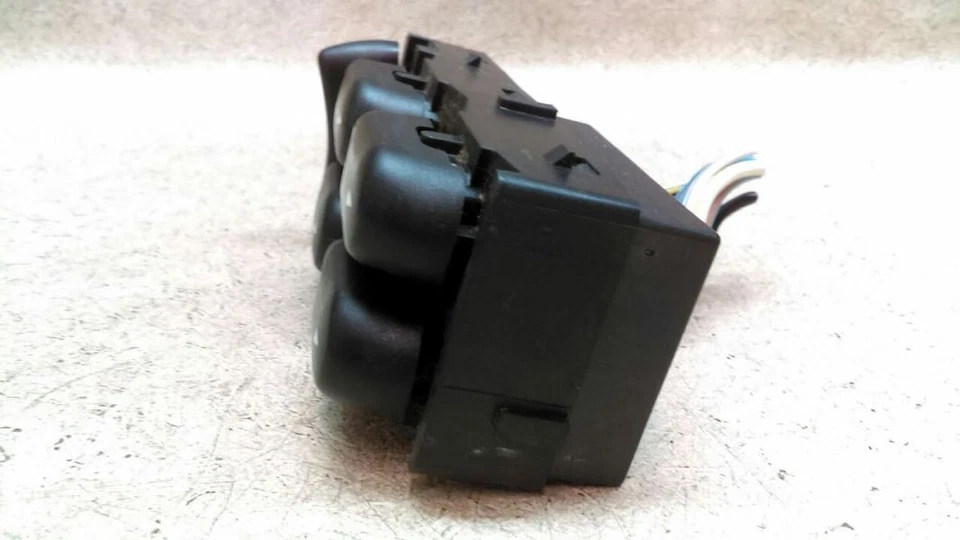 Interruptor de janela de energia Driver Master compatível com 02-05 FORD EXCURSION K99-183328 - Imagem 3 de 4