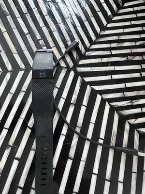 Fitbit Charge HR Wireless Activity Wristband - Black