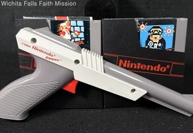 Super Mario Bros./Duck Hunt/Hogans Alley/ Light Gun Bundle for Nintendo NES