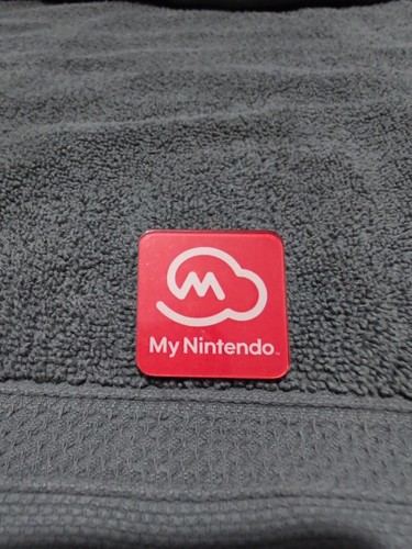 PAX East 2018 Exclusive Swag Nintendo Switch Mario Cap Pin - Picture 1 of 2