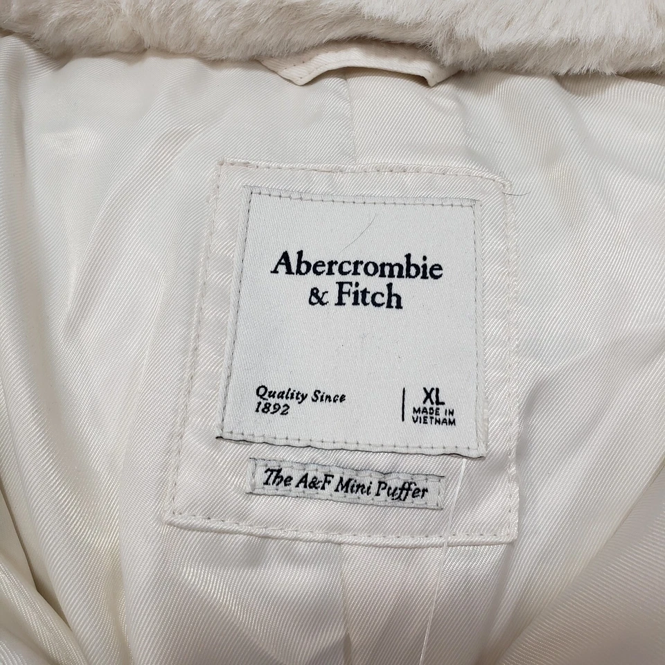 Abercrombie And Fitch The A&F Mini Puffer Jacket Womens XL White Faux Fur... - Image 3 of 4