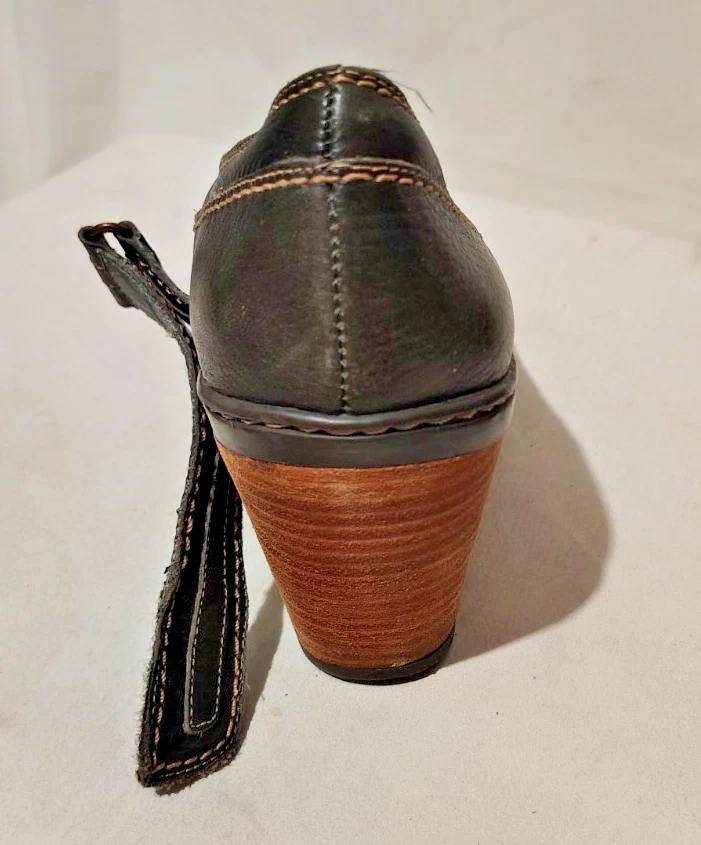 Baixo feminino wedge, sapato, cinza escuro, tamanho 8, fecho de gancho e laço - Imagem 3 de 4