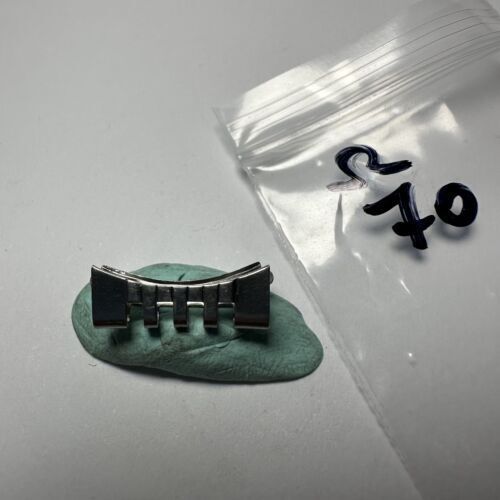 Omega 70 One Steel Vintage Endlink - Photo 1 sur 2