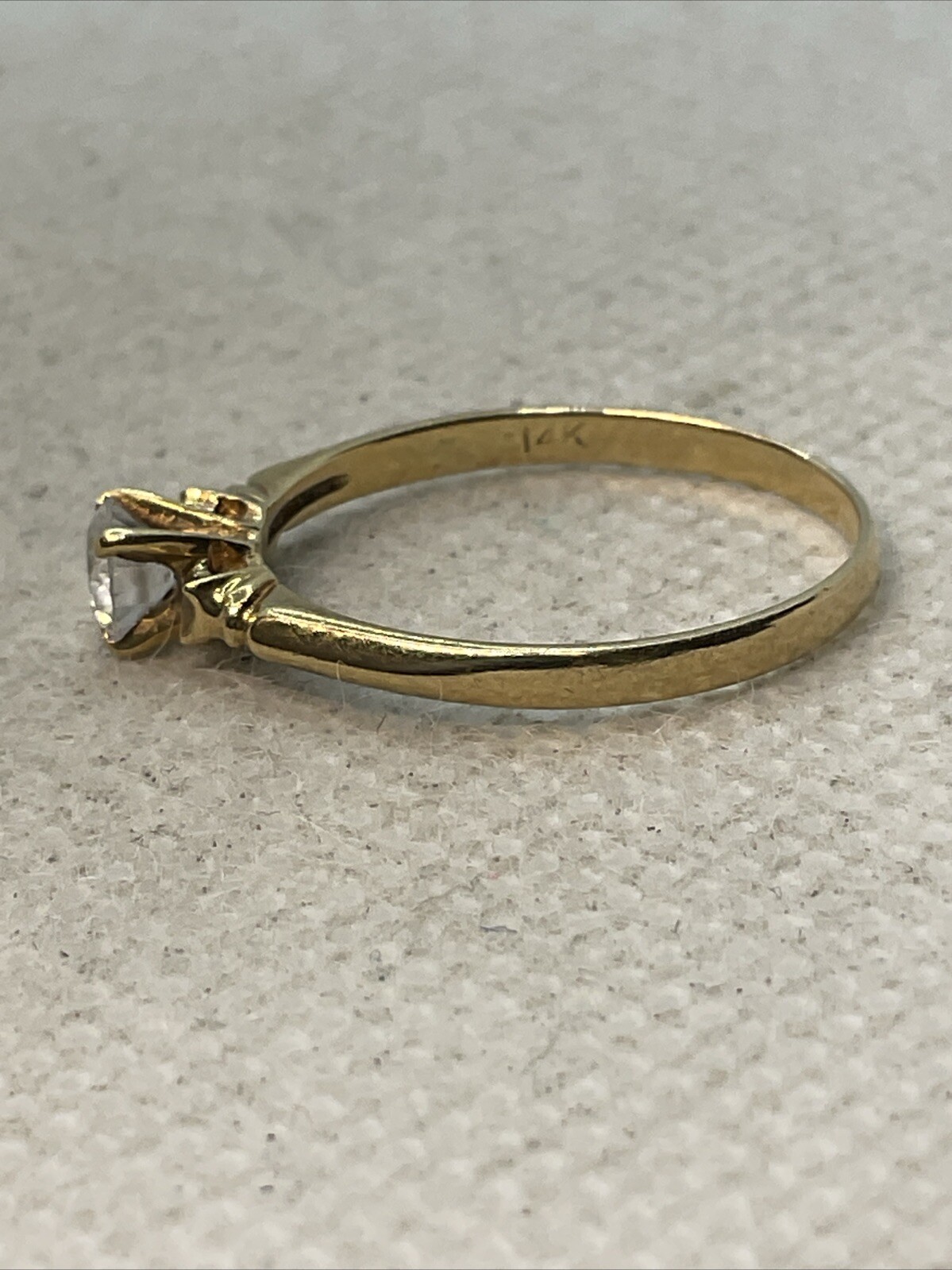 ELEGANT Solid 13K Yellow Gold Solitaire Round Whi… - image 6