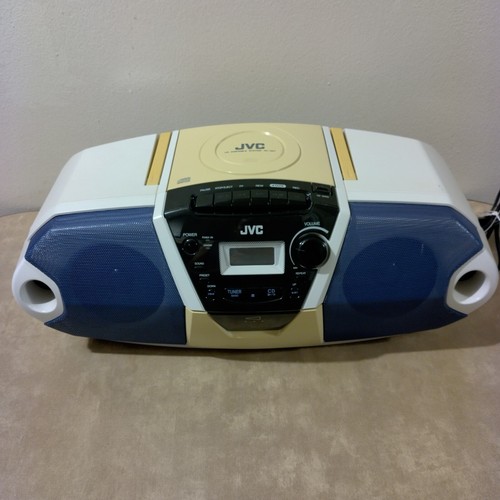 JVC RC-QN1WT tragbares System CD-Player/Kassettenrekorder/AM/FM-Radio funktioniert!