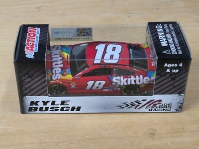 2019 #18 Kyle Busch Snickers Interstate Batteries 1/64 Action NASCAR Diecast