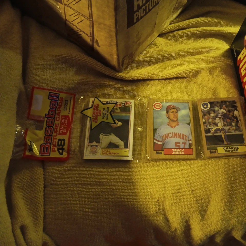 Caja Rak-Pak de béisbol Topps 1987 - Paquete de 24 paquetes/48 tarjetas boxeo original Foto 3 de 4