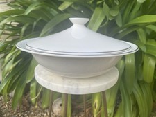 Royal Doulton ARGENTA Serving Dish With Lid 25cm Bone China White Silver