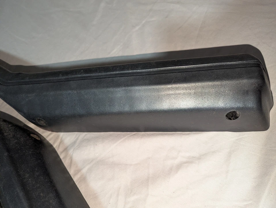 1982-1992 Camaro Firebird Trans Am conjunto de apoio de braço puxador de porta LH e RH fabricante de equipamento original  - Imagem 3 de 4