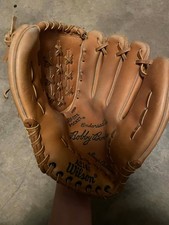 Wilson Baseball Glove A2144 Bobby Bonds 11 1/2 inch, leather Name On It GUC