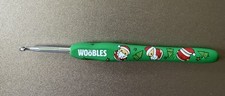 Santa Claus The Woobles Red Green Christmas Ergonomic 4mm Crochet Hook