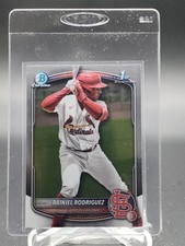 RAINIEL RODRIGUEZ 2025 BOWMAN CHROME 1ST ROOKIE #BCP-200 CARDINALS Q4562
