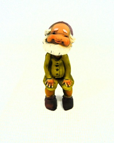 3 Vintage Resin Gnomes/Dwarves Ornaments/Decorations Hong Kong Snow White? - Picture 8 of 12