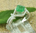 1.33 ct 18k Solid White Gold Ladies Diamond  Princess Cut Colombian Emerald Ring — photo 2