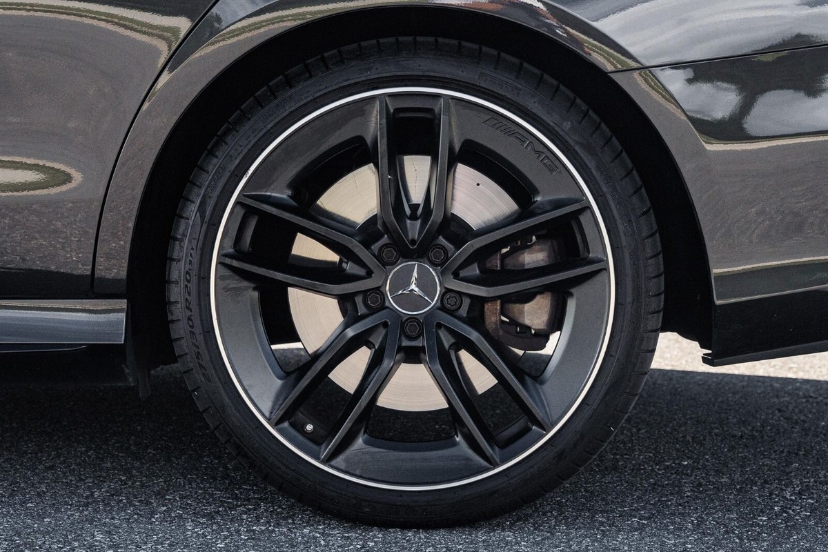 E53 AMG Mercedes benz 245/40 R19 4本 E53 AMG 20 inch winter wheels E-Class W214 S214 genuine