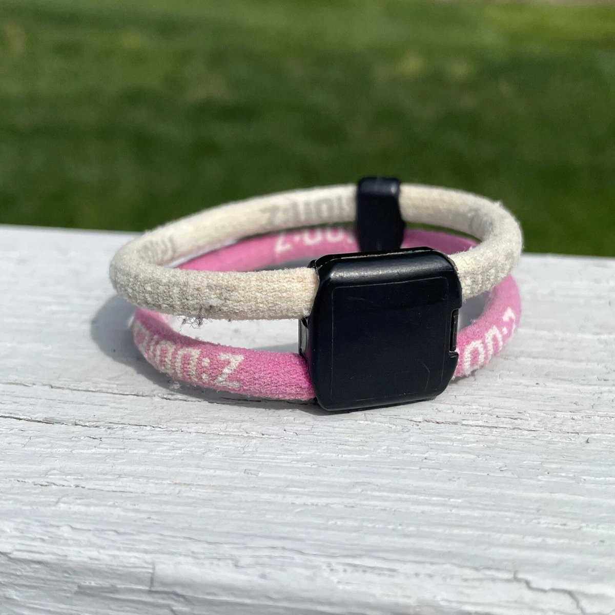 TRION Z MAGNETIC HEALTHY ION INFUSED ENERGY DUAL WRIST BAND BRACELET SIZE SMALL