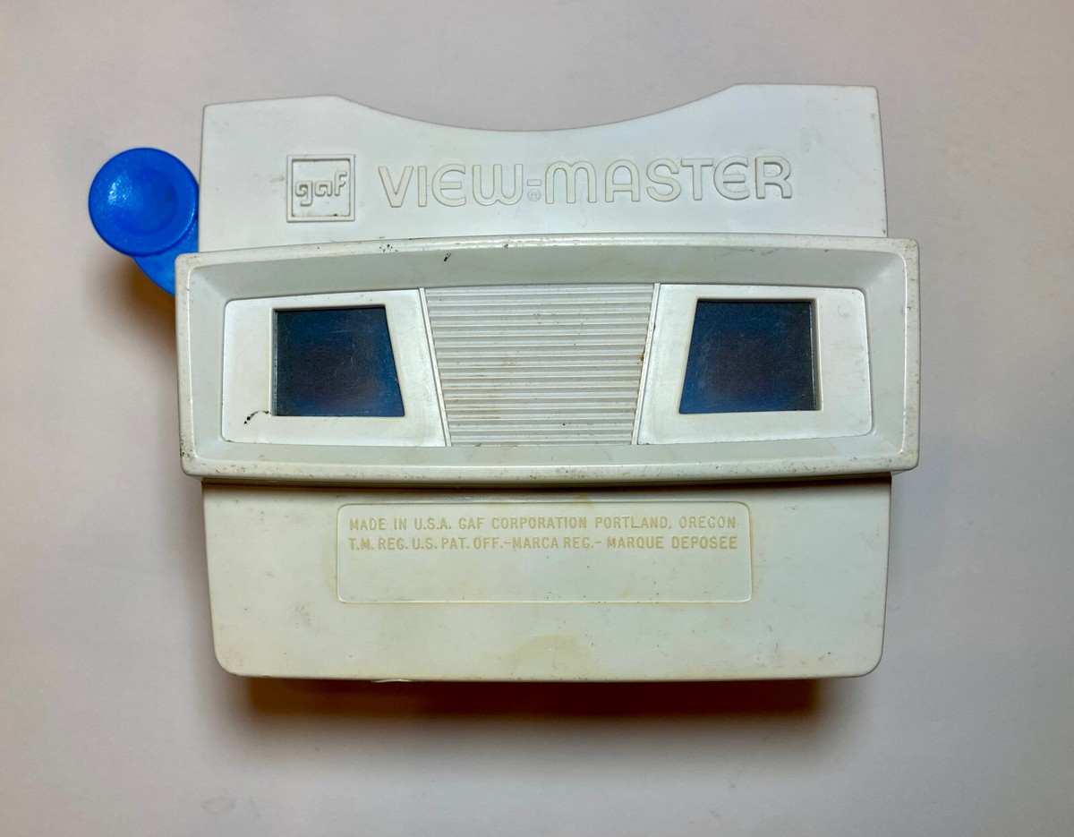 Vintage 1970s GAF ViewMaster 3D, with 12 Vintage View Master