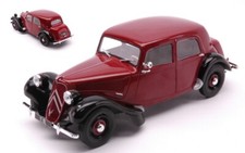 Miniature voiture auto 1:24 Traction Avant 11BL diecast ancienne Modélisme