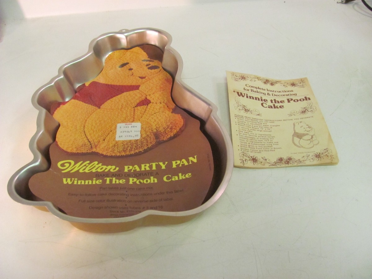 Wilton Party Pan Winnie the Pooh Aluminum Cake Pan 2105-379