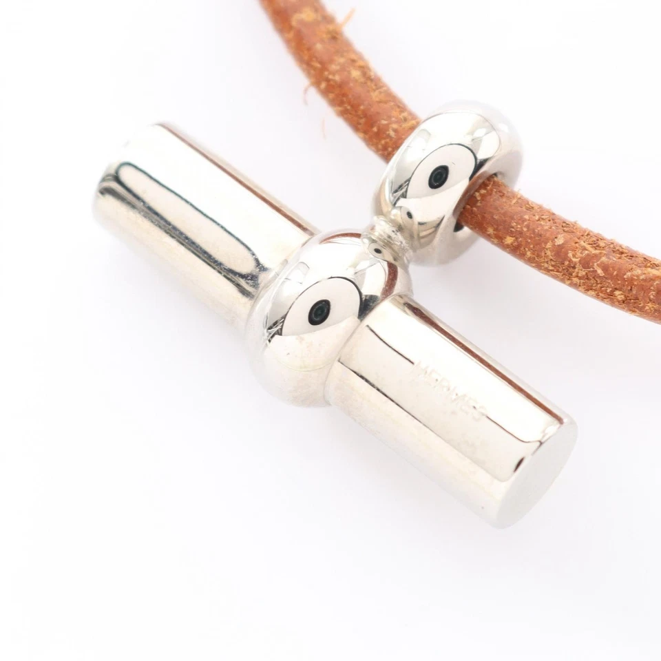 Collar Gargantilla Colgante HERMES Glenan 36cm Cuero Chapado en Oro Marrón Usado Mujer Foto 2 de 4