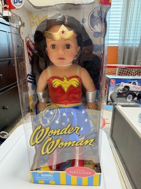 Madam Alexander DC Wonder Woman 18” Doll NEW IN BOX
