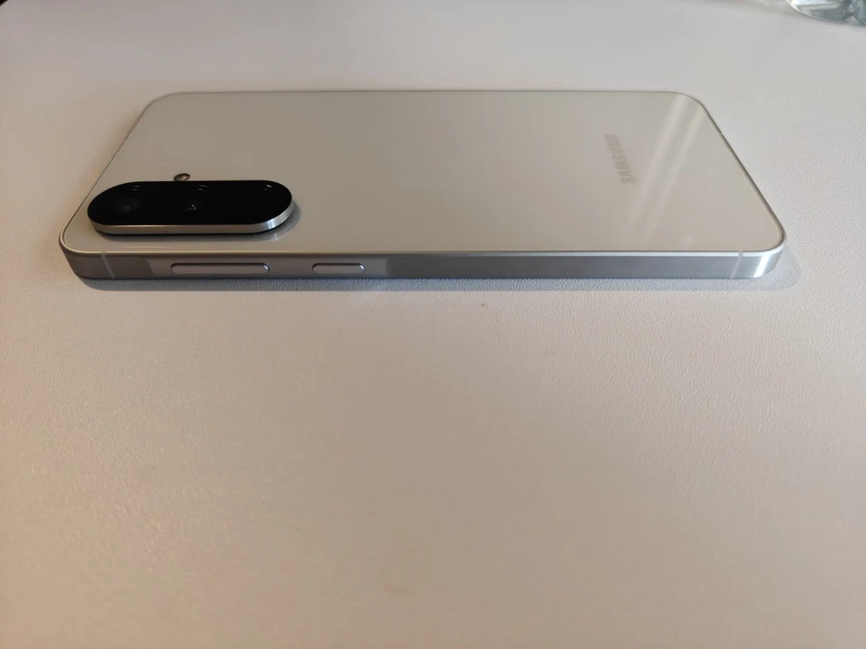 Samsung Galaxy A56 5G · 256GB, photo 2 of 5