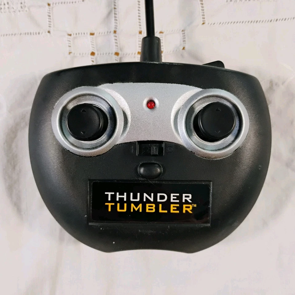 Thunder Tumbler 27MHz 遥控汽车更换遥控器 仅测试工作正常 — 第 2/4 张图片