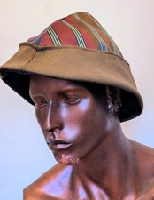 Custom-made medieval minstrel hat In Striped silk-cosplay/LARP/reenactment 