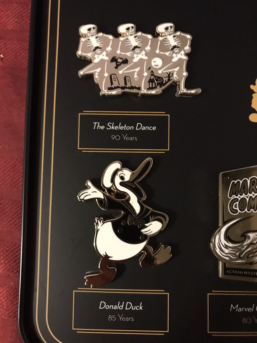 Disney D23 2019 Exclusive Gold Member Pin Set 10th Anniversary