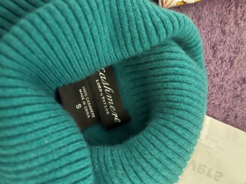 Women's Lord Taylor 100% cashmere Teal Green Turtleneck S/S sweater, S - Picture 3 of 3