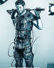 KELLAN LUTZ SIGNED 8X10 PHOTO AUTHENTIC AUTOGRAPH TWILIGHT EXPENDABLES 3 COA 