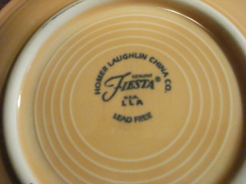 Fiesta Ware Homer Laughlin Cup and Saucer (Apricot/Peach) Lead Free - Picture 4 of 5