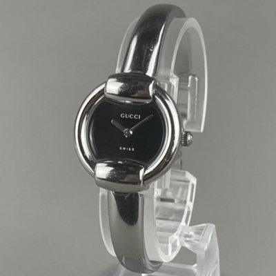 GUCCI Luxury Ladies Watch 1400L Silver SS Bangle Band Quartz GUCCI Luxury Ladies Watch 1400L Silver SS Bangle Band Quartz