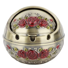 Vintage Metal Ashtray Flower Pattern Portable Ashtray With Lid For Bar Push-cap