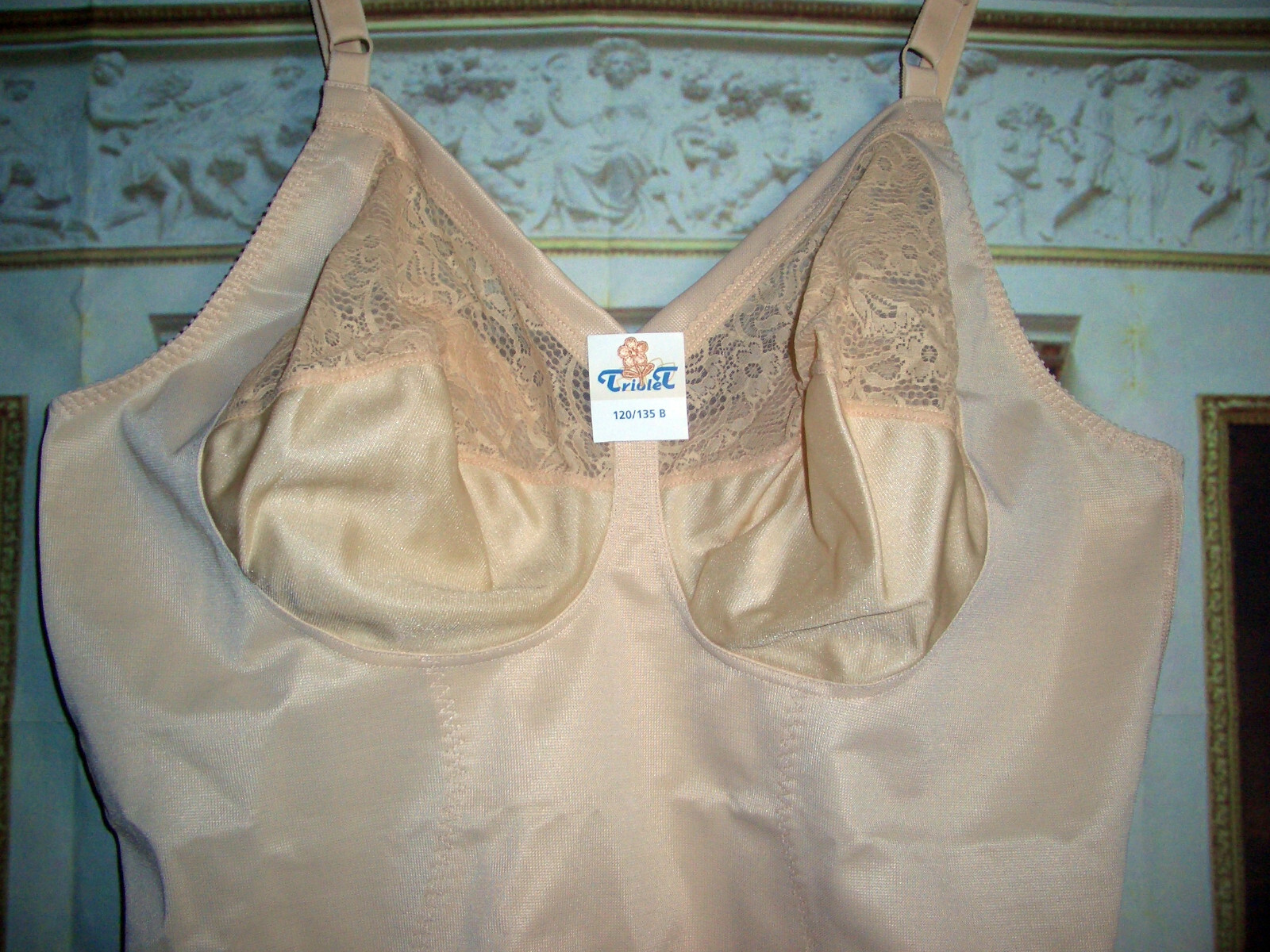 NATURANA 3012 Korsett/Korselett 80 - 115 Cup B C D Weiß Skin Mit Reißverschluss