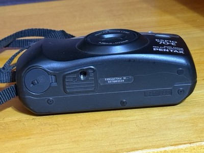 Pentax Espio 70-E 35mm Point & Shoot Film Camera 38-170mm Zoom