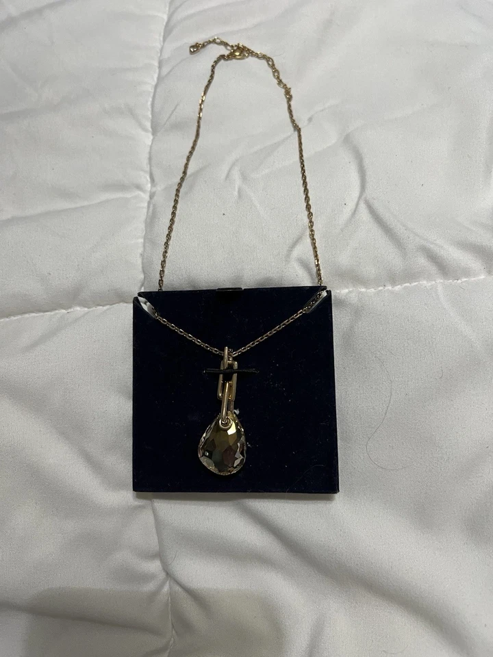 Collar de oro Swarovski colgante de piedra amarilla Foto 3 de 3