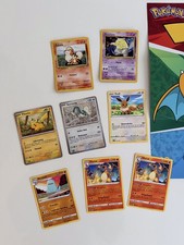 [Pokémon Day 2026] 8 Karten: 2x Glurak, Pikachu + Vintage Fukano & Traumato DE