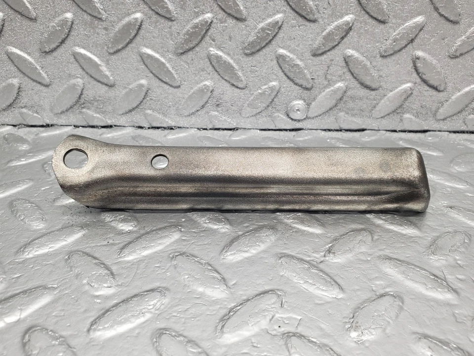 ⚙51090⚙ Mercedes-Benz W124 260E Air Intake Manifold Bracket - Image 3 of 4